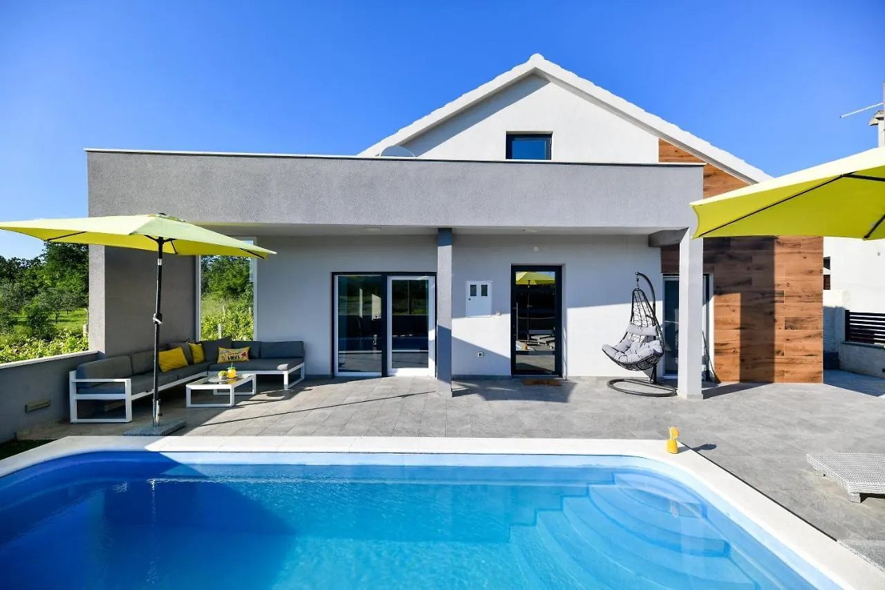 Luxurious Villa Natali Pridraga 0*,
