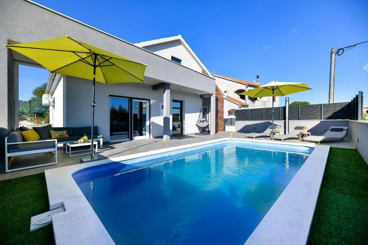 Luxurious Villa Natali Pridraga 0*,  Kroatien