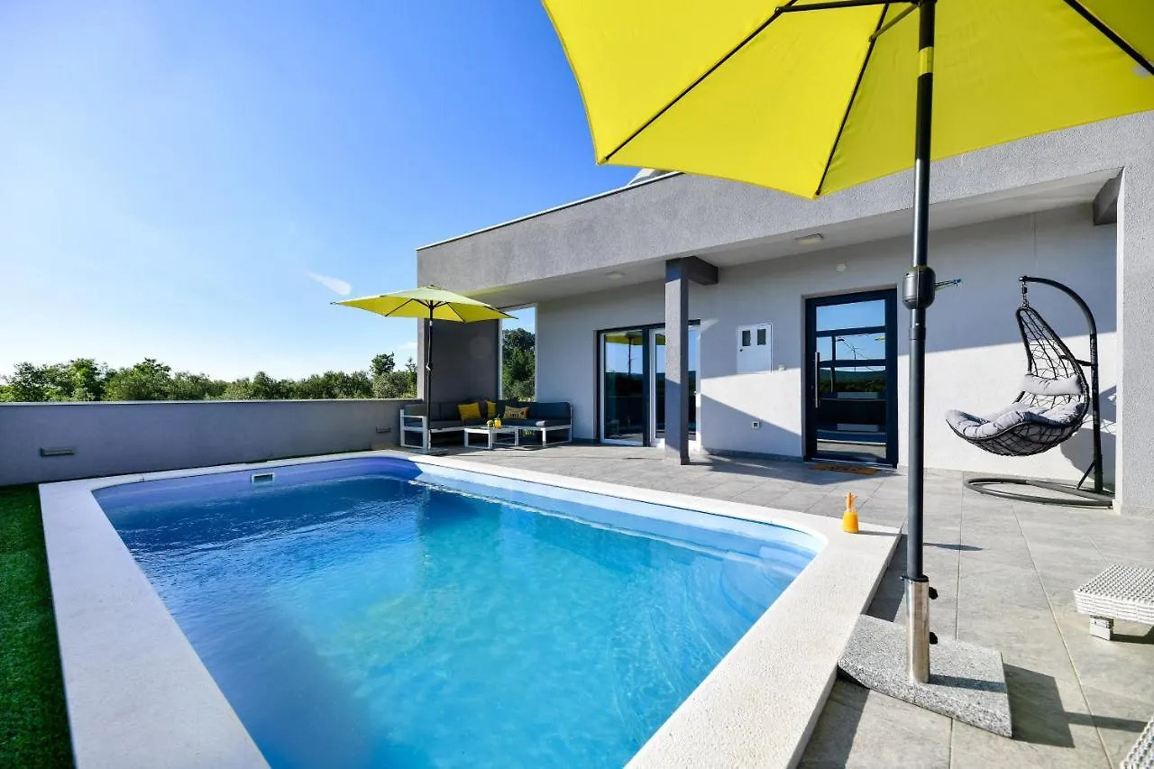 Luxurious Villa Natali Pridraga