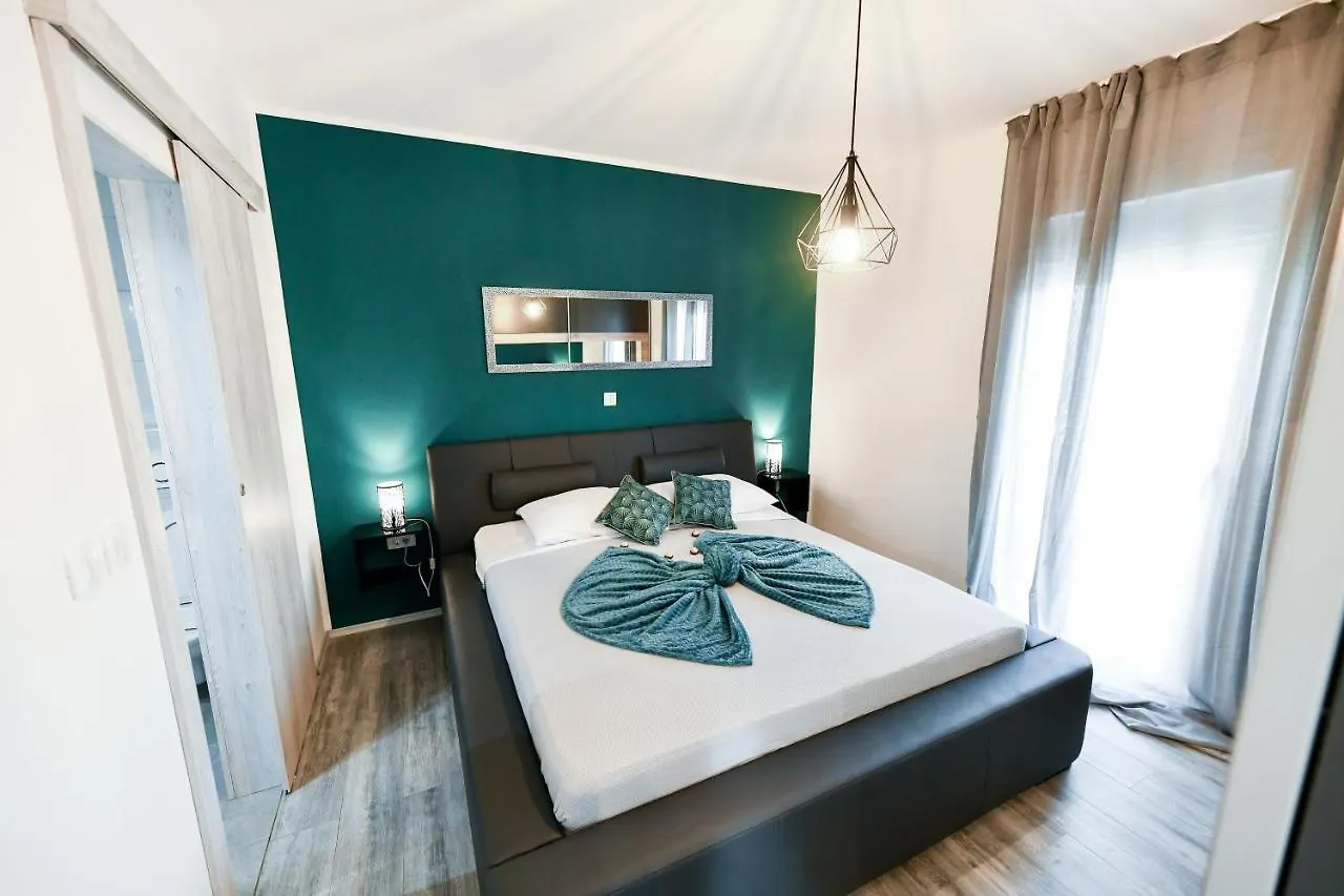 Semesterbostad Luxurious Villa Natali Pridraga