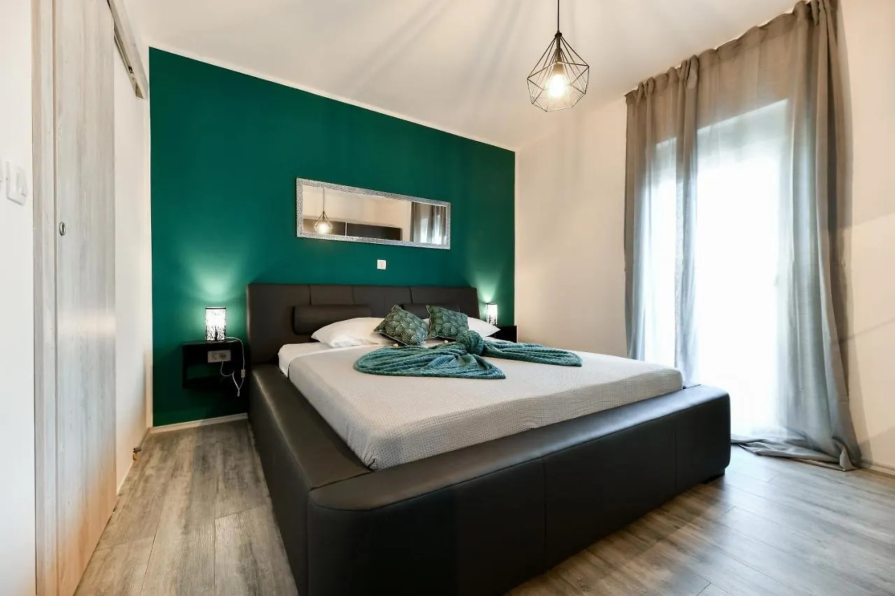 Holiday home Luxurious Villa Natali Pridraga
