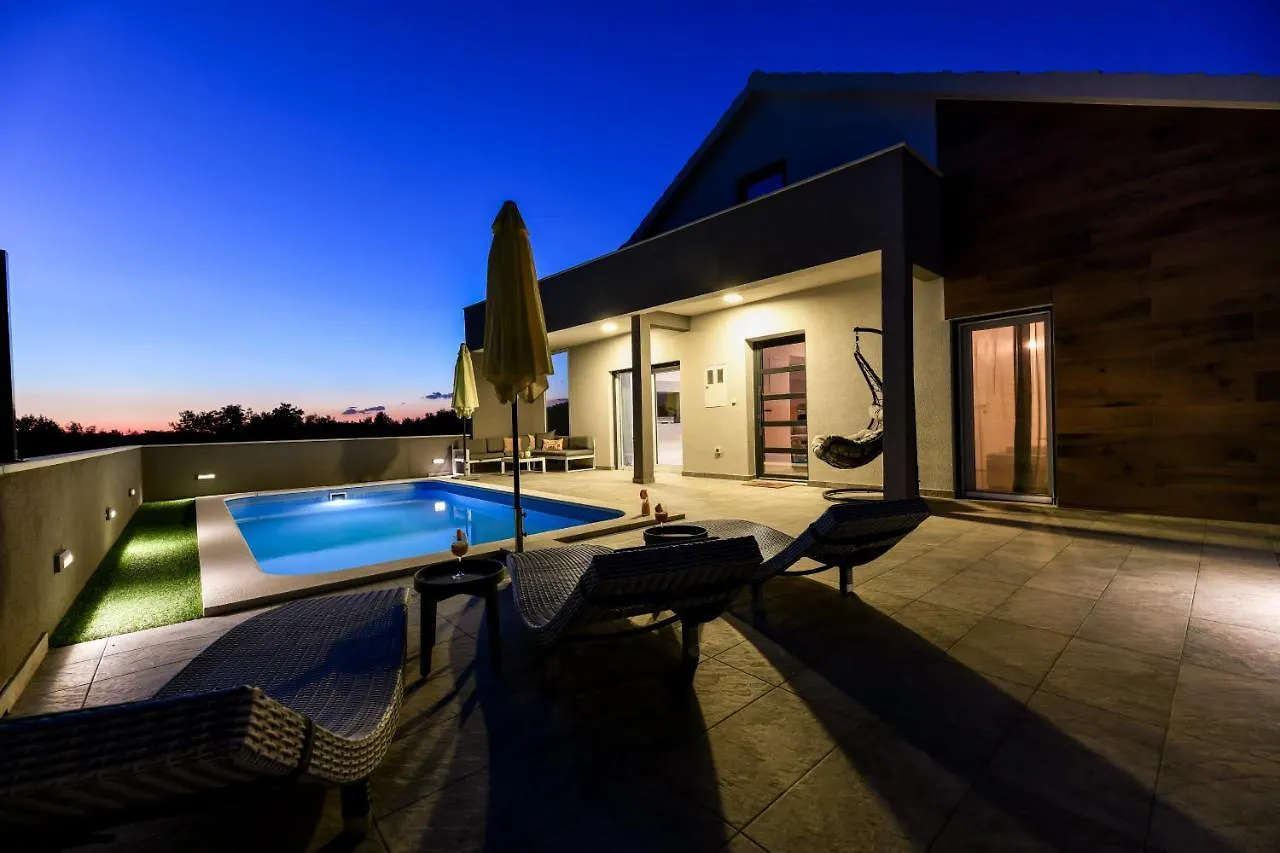 Luxurious Villa Natali Pridraga Croatia