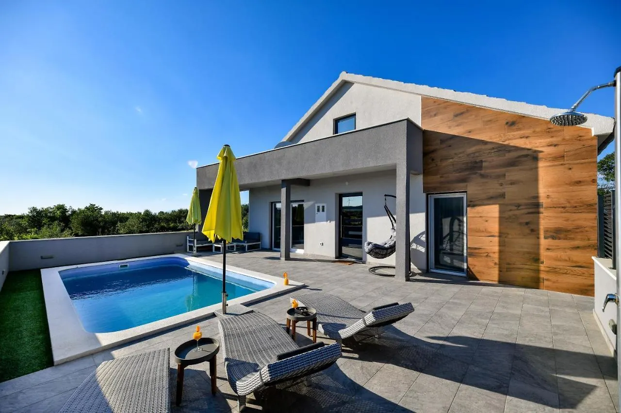 Luxurious Villa Natali Pridraga Holiday home