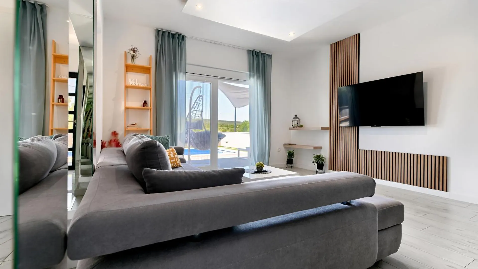 Luxurious Villa Natali Pridraga Croatia